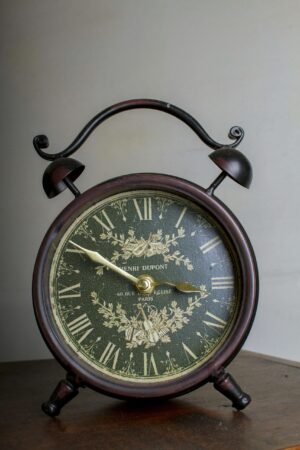 pexels-pixabay-161870 (1) clock